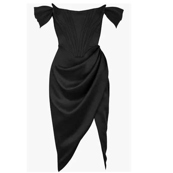 Elegant Black Strapless Dress - Picture 5 of 8